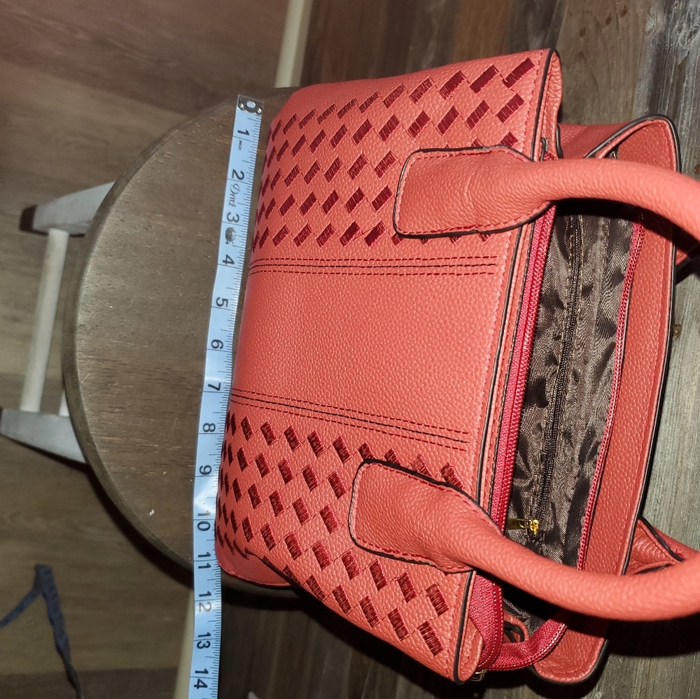 🤩Red Purse🤩 - Picture 8 of 8